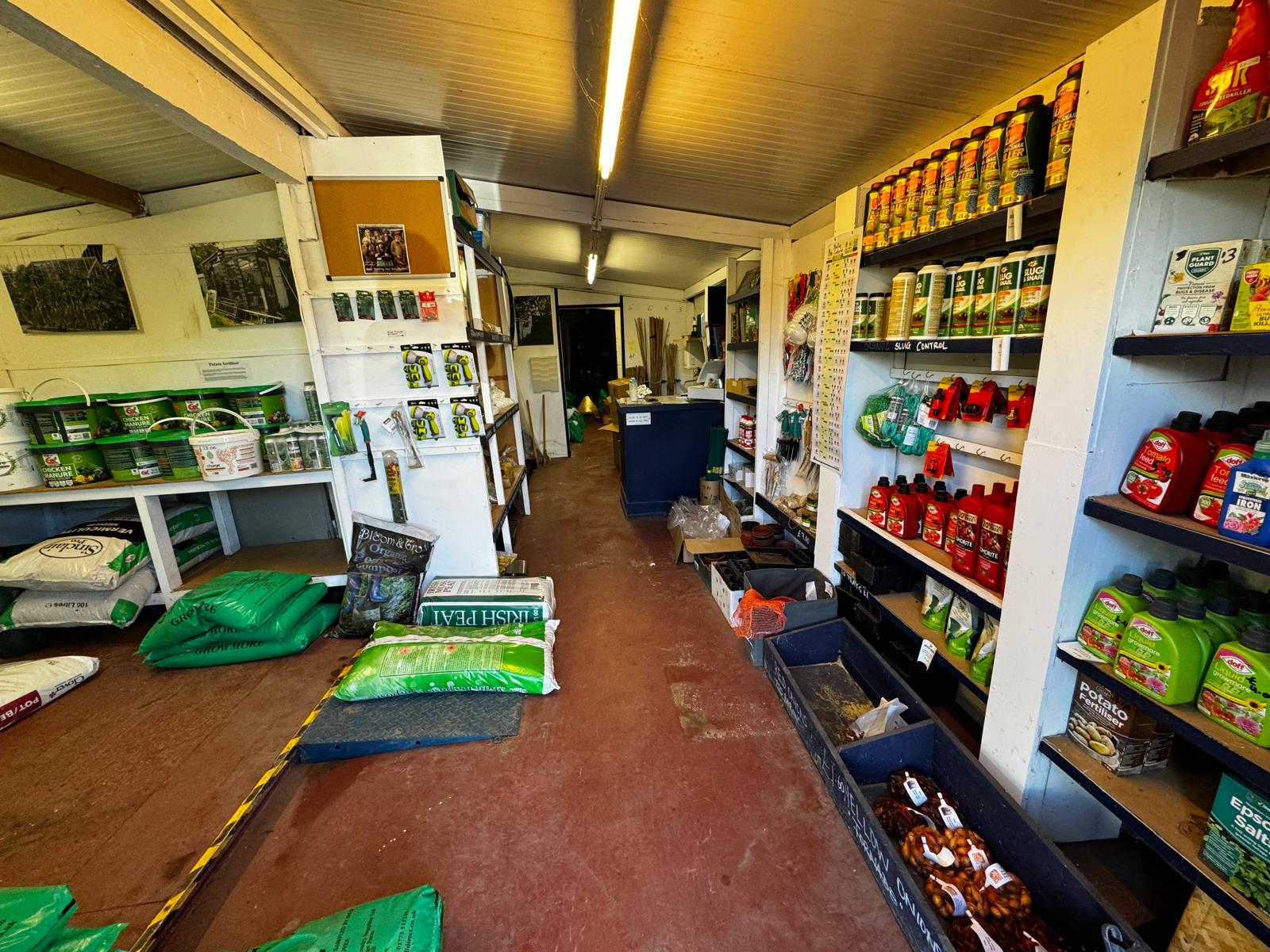 GGAA Trading Hut